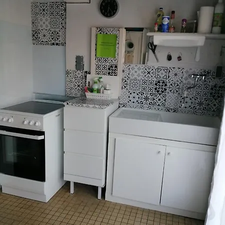 Apartment Avec Jardin 300m De Port, Commerces,